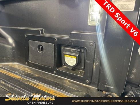 Used 2023 Toyota Tacoma TRD Sport image 30