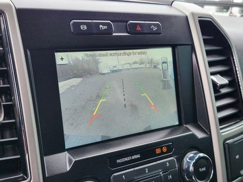 Used 2019 Ford F250 Lariat w/ Lariat Ultimate Package AWD/4WD image 21