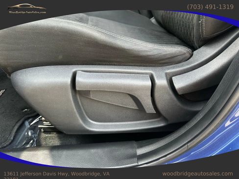 Used 2019 Nissan Rogue S image 9