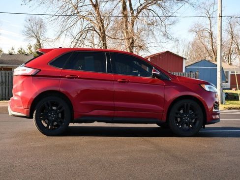 Used 2022 Ford Edge ST w/ Equipment Group 401A image 8
