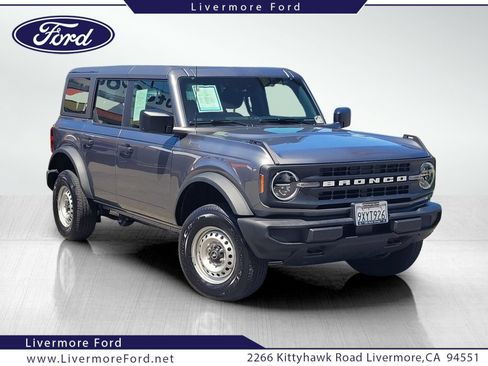 Used 2025 Ford Bronco 4-Door AWD/4WD image 1