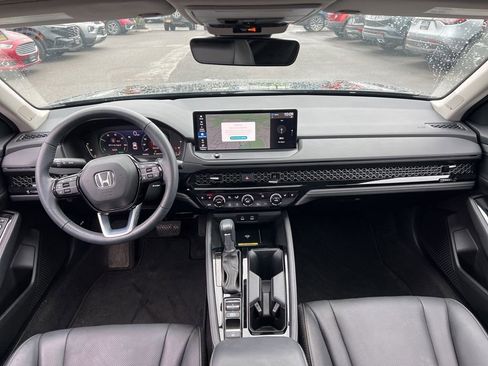 Used 2023 Honda Accord Touring image 19
