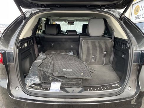 Used 2025 MAZDA CX-90 3.3 Turbo w/ Preferred Package image 32