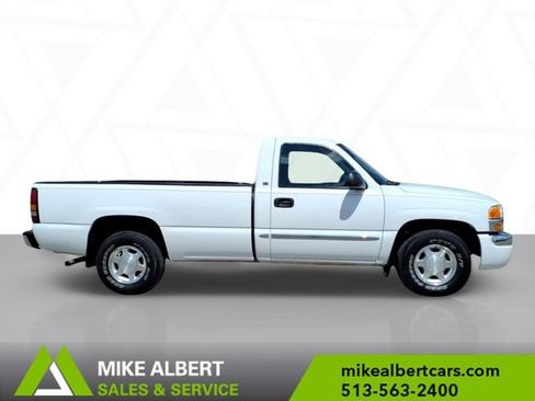 Used 2004 GMC Sierra 1500 SLE RWD image 8