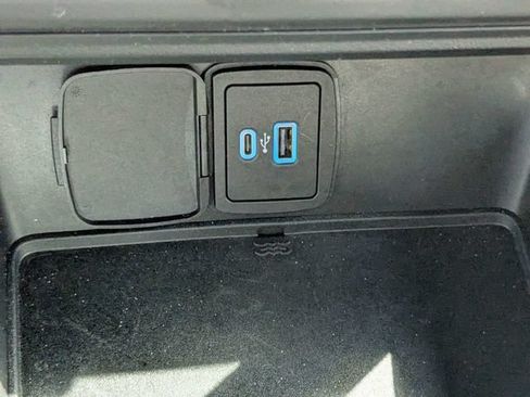 Used 2023 Ford Bronco Wildtrak AWD/4WD image 24