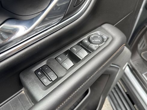 Used 2021 GMC Yukon AT4 w/ AT4 Premium Package AWD/4WD image 35