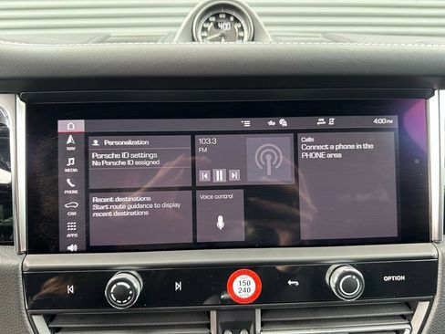 Certified 2026 Porsche Macan Turbo AWD/4WD image 29