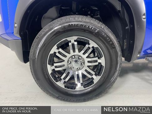 Used 2024 Nissan Frontier SV w/ SV Convenience Package RWD image 10