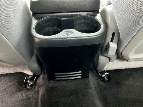 Used 2015 Toyota Tacoma 2WD Access Cab image 11