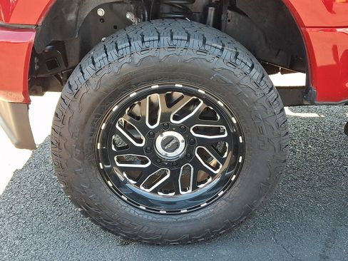 Used 2022 Ford F250 Lariat image 28