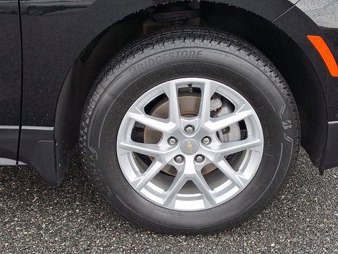 Certified 2024 Chevrolet Equinox LS w/ LS Convenience Package AWD/4WD image 8