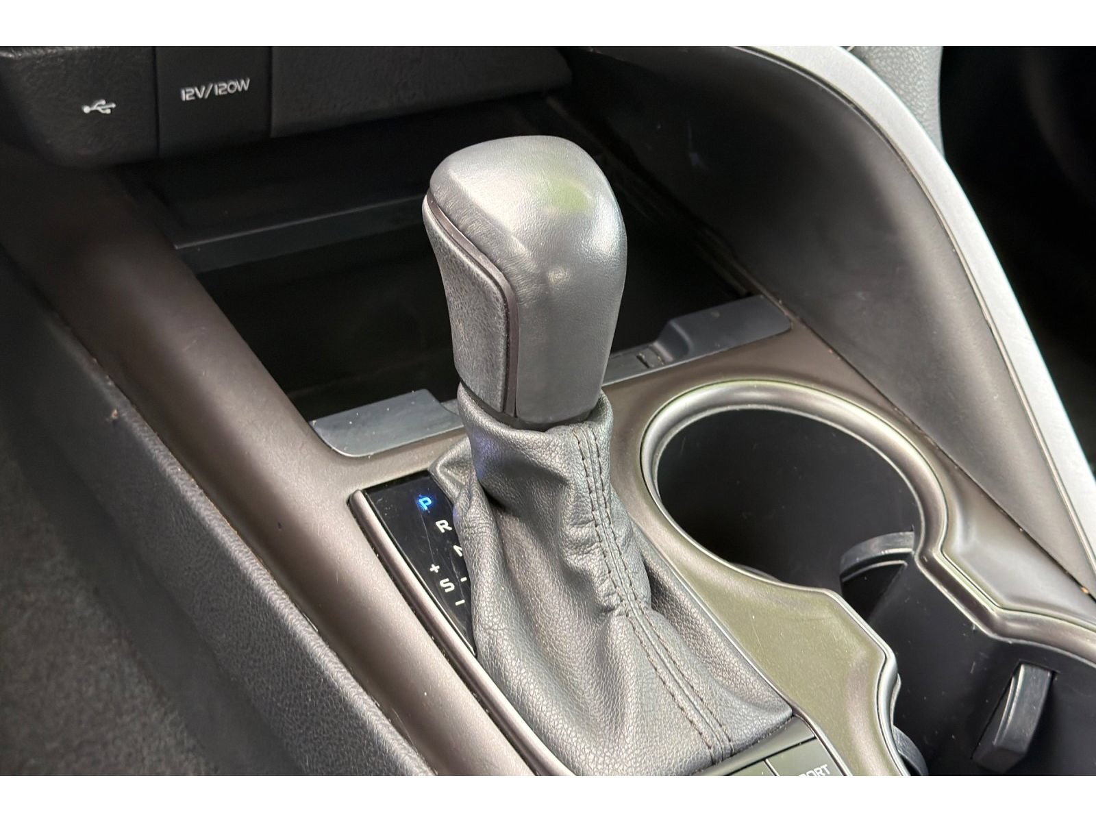Certified 2024 Toyota Camry SE FWD image 23