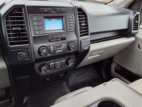 Used 2019 Ford F150 XL w/ Equipment Group 101A Mid image 5