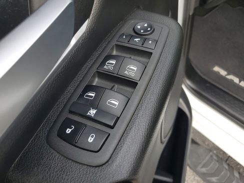 Used 2022 RAM 1500 Big Horn AWD/4WD image 20