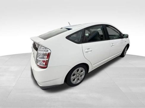 Used 2007 Toyota Prius w/ Pkg 3 FWD image 7