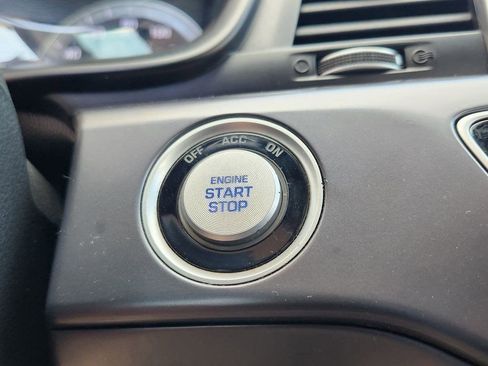 Used 2018 Hyundai Sonata SEL image 11