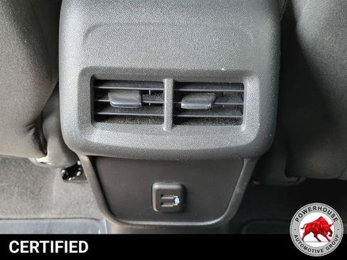 Used 2023 Chevrolet Equinox LT FWD image 16
