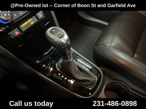 Used 2018 Buick Encore Essence w/ Experience Buick Package AWD/4WD image 27