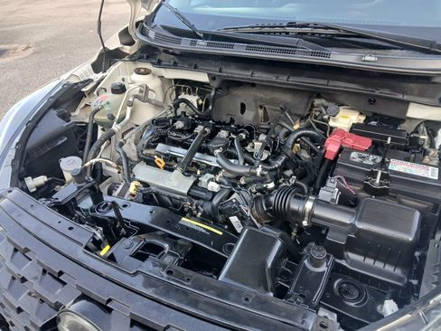 Used 2022 Nissan Kicks SV FWD image 16