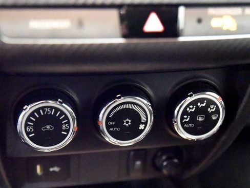 Used 2018 Mitsubishi Outlander Sport ES image 16