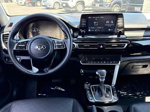 Used 2021 Kia Seltos EX AWD/4WD image 29