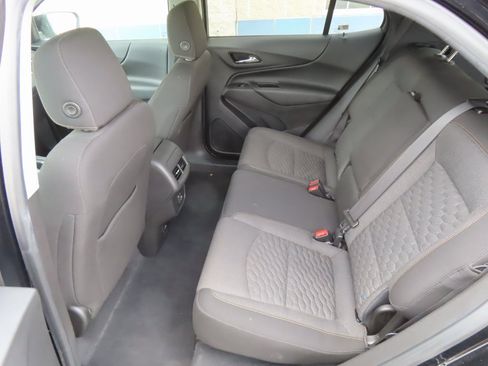 Used 2021 Chevrolet Equinox LT image 25