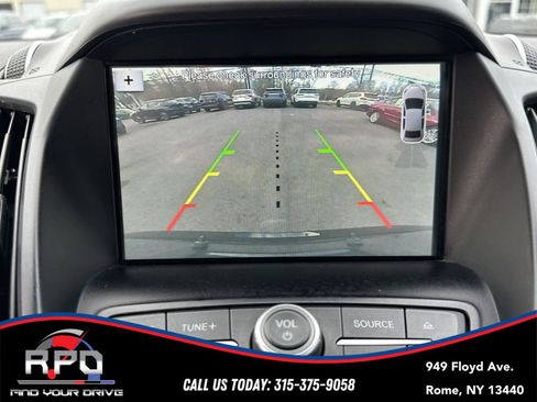 Used 2017 Ford Escape SE w/ Equipment Group 201A image 25