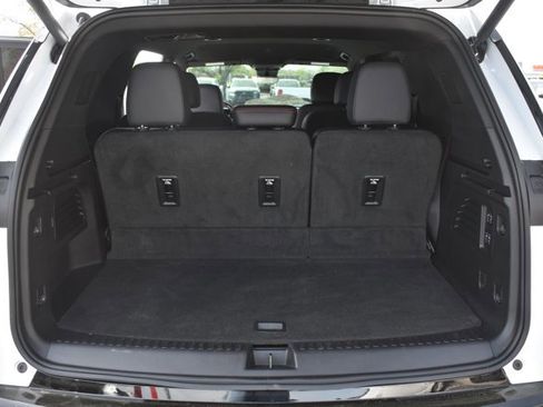 Used 2025 Chevrolet Traverse RS w/ LPO, Floor Liner Package image 19
