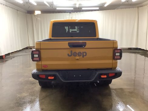 New 2026 Jeep Gladiator Mojave w/ Safety Group AWD/4WD image 6