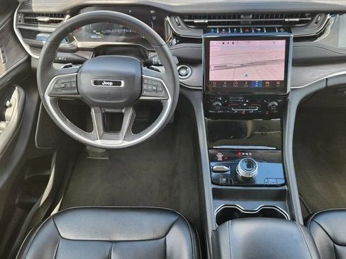 Used 2024 Jeep Grand Cherokee Limited 4xe AWD/4WD image 27