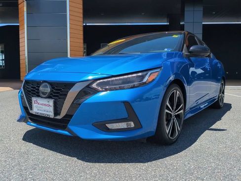 Used 2023 Nissan Sentra SR w/ SR Premium Package FWD image 8