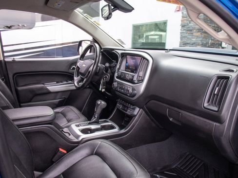 Used 2019 Chevrolet Colorado ZR2 image 18