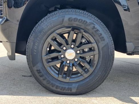 Used 2026 Chevrolet Colorado LT RWD image 10