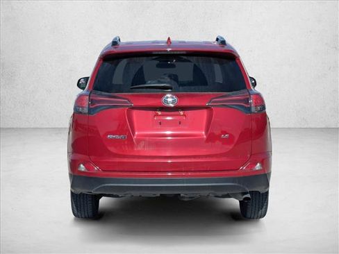 Used 2016 Toyota RAV4 LE image 6