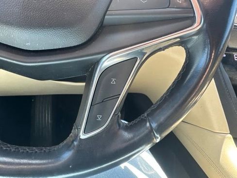 Used 2019 Cadillac XT5 Luxury FWD image 23