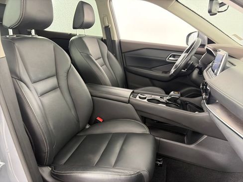 Used 2021 Nissan Rogue SL AWD/4WD image 31
