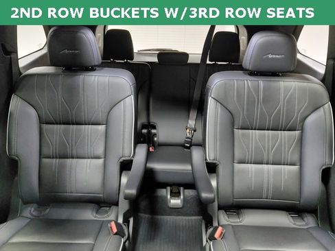 Used 2025 Buick Enclave Avenir w/ Super Cruise Package image 6