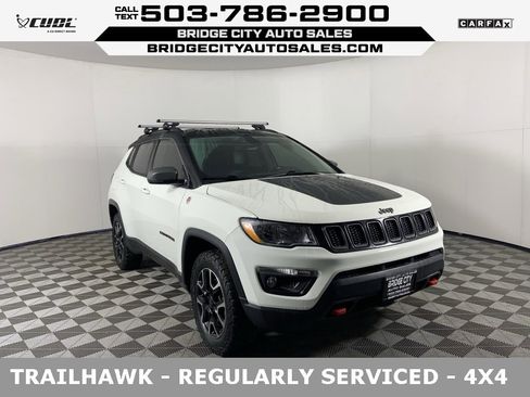 Used 2020 Jeep Compass Trailhawk image 1