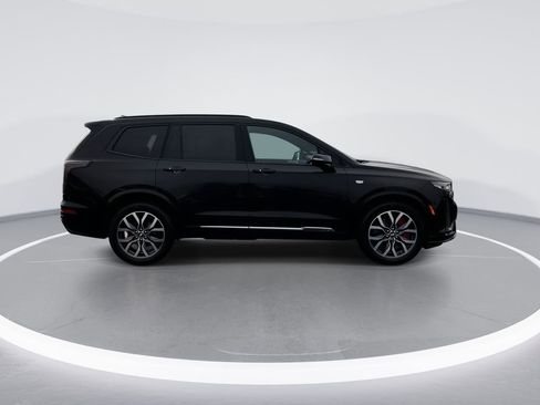 Used 2023 Cadillac XT6 Sport AWD/4WD image 9