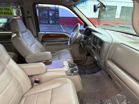 Used 2002 Ford Excursion Limited image 26
