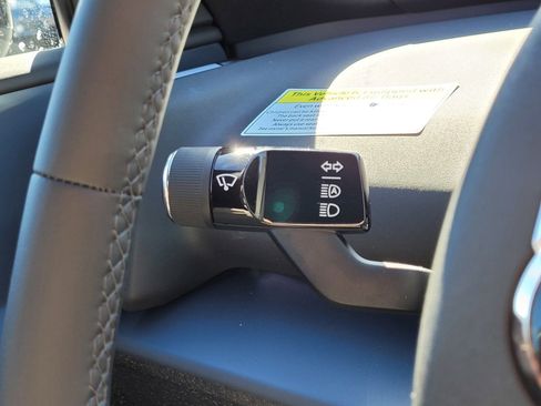 New 2026 Volvo EX30 Cross Country Ultra w/ Protection Package Premier image 18