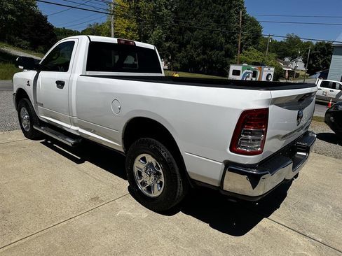 Used 2022 RAM 3500 Tradesman AWD/4WD image 2