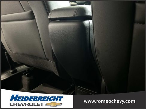 Used 2024 Buick Encore GX Sport Touring FWD image 17