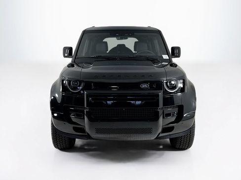 Used 2026 Land Rover Defender 110 X-Dynamic SE AWD/4WD image 8