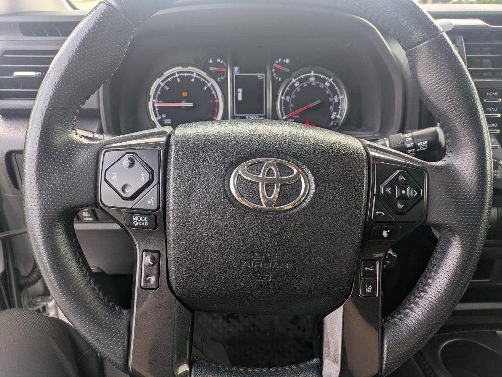 Used 2021 Toyota 4Runner Venture w/ Moonroof Package AWD/4WD image 20