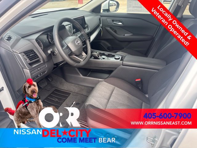 New 2026 Nissan Rogue SV w/ Cold Weather Package AWD/4WD image 16