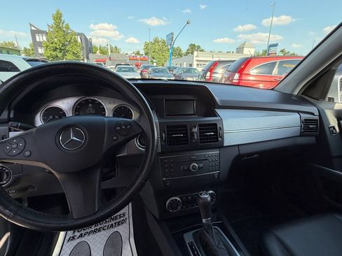 Used 2010 Mercedes-Benz GLK 350 4MATIC image 8