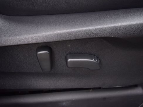 Used 2021 Subaru Ascent Limited w/ Technology Package image 29