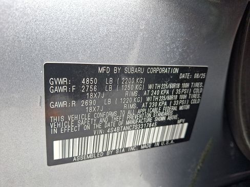 Certified 2025 Subaru Outback Limited image 28