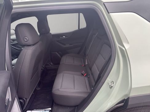 New 2026 Chevrolet Equinox LT image 9